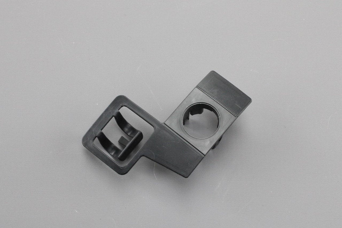 VW Golf Estate MK7 MK7.5 right rear parking sensor bracket 5G9919492, view 1