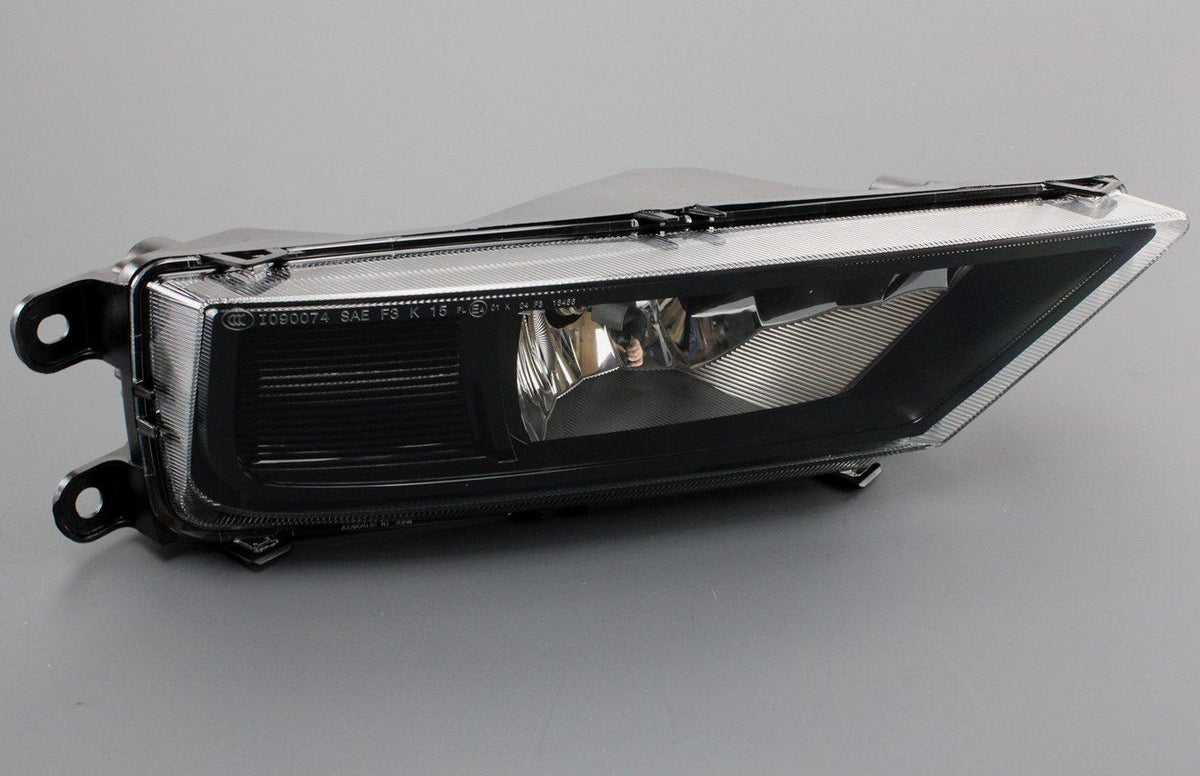 VW Tiguan T-Roc 2016-on halogen fog light (right) 5NA941700D, view 1
