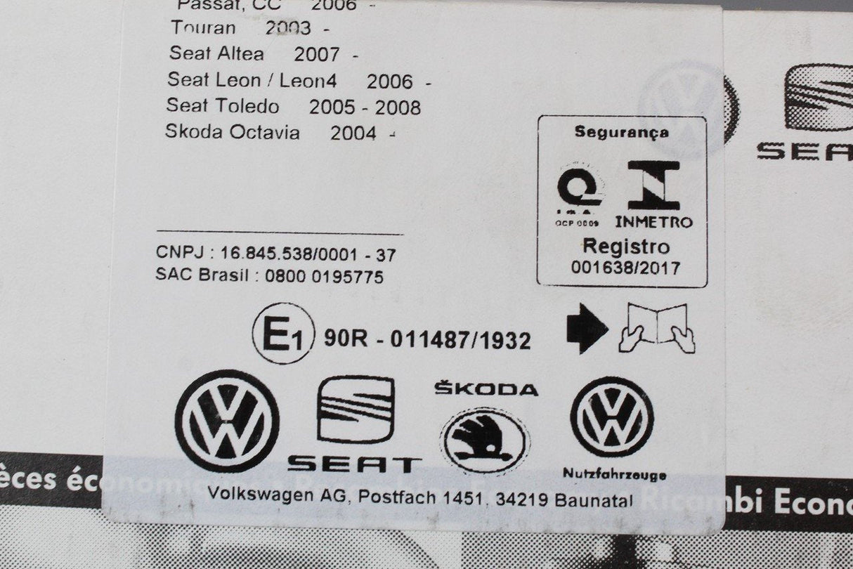 VW Golf MK5 MK6 Touran Octavia Yeti Leon front brake pads JZW698151B