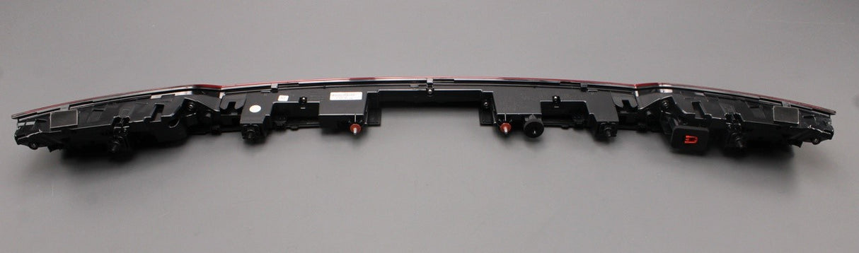 Audi e-tron 2019-on LED centre rear tail light 4KE945095D