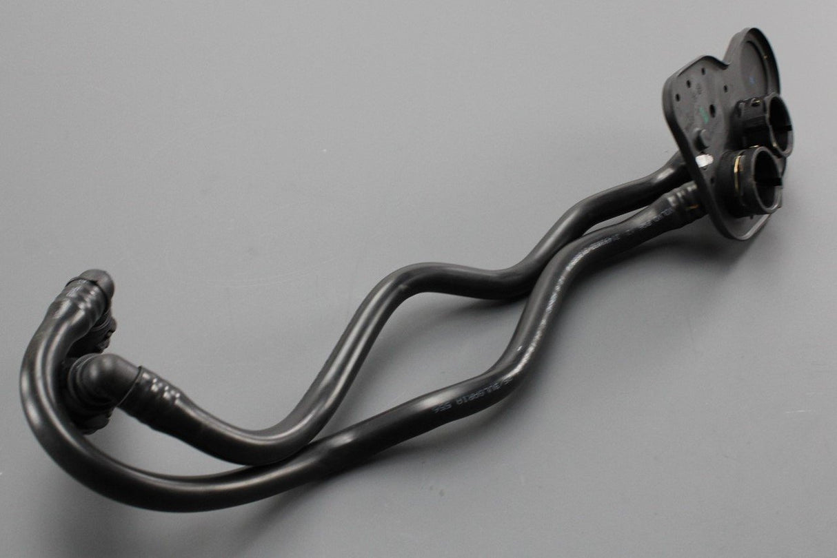 Volvo XC60 cooling system radiator hose 32138001