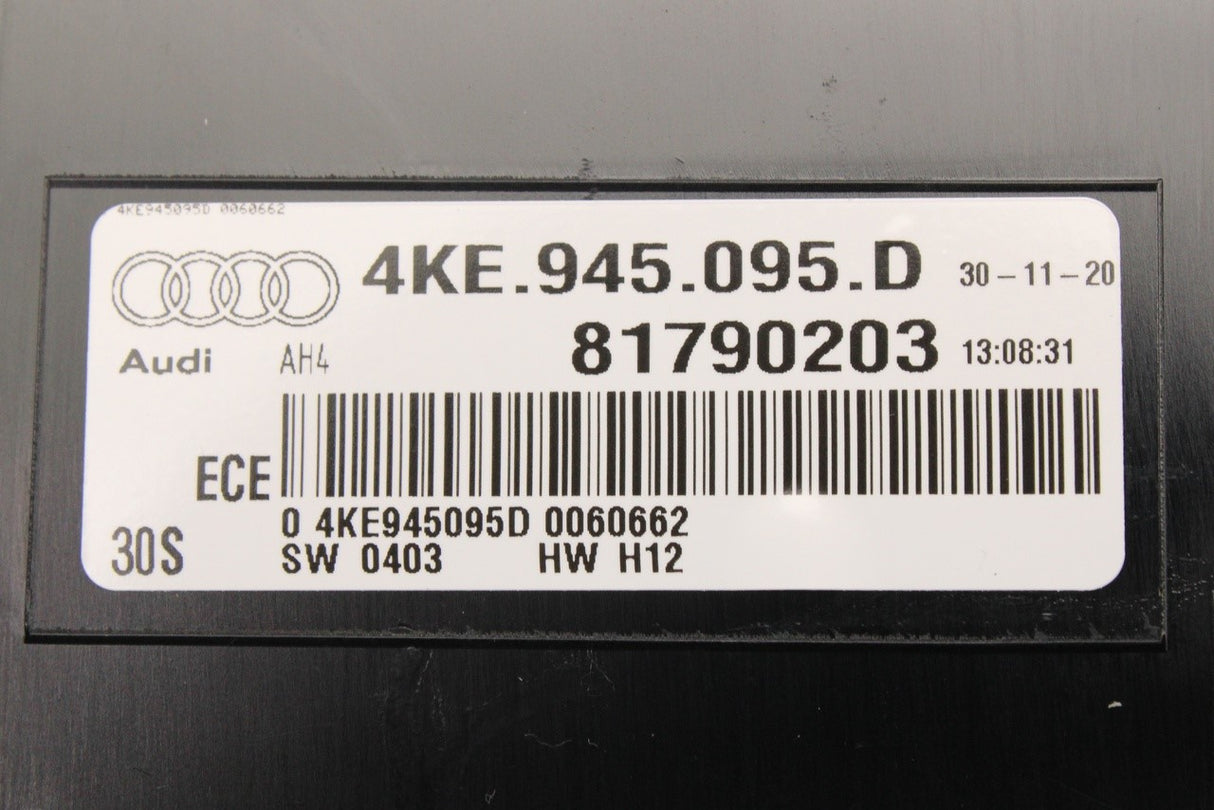 Audi e-tron 2019-on LED centre rear tail light 4KE945095D