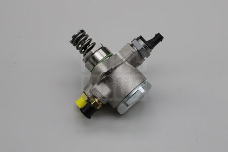 Audi RS4 B8 RS5 A8 4.2 V8 high pressure fuel pump 079127025AL