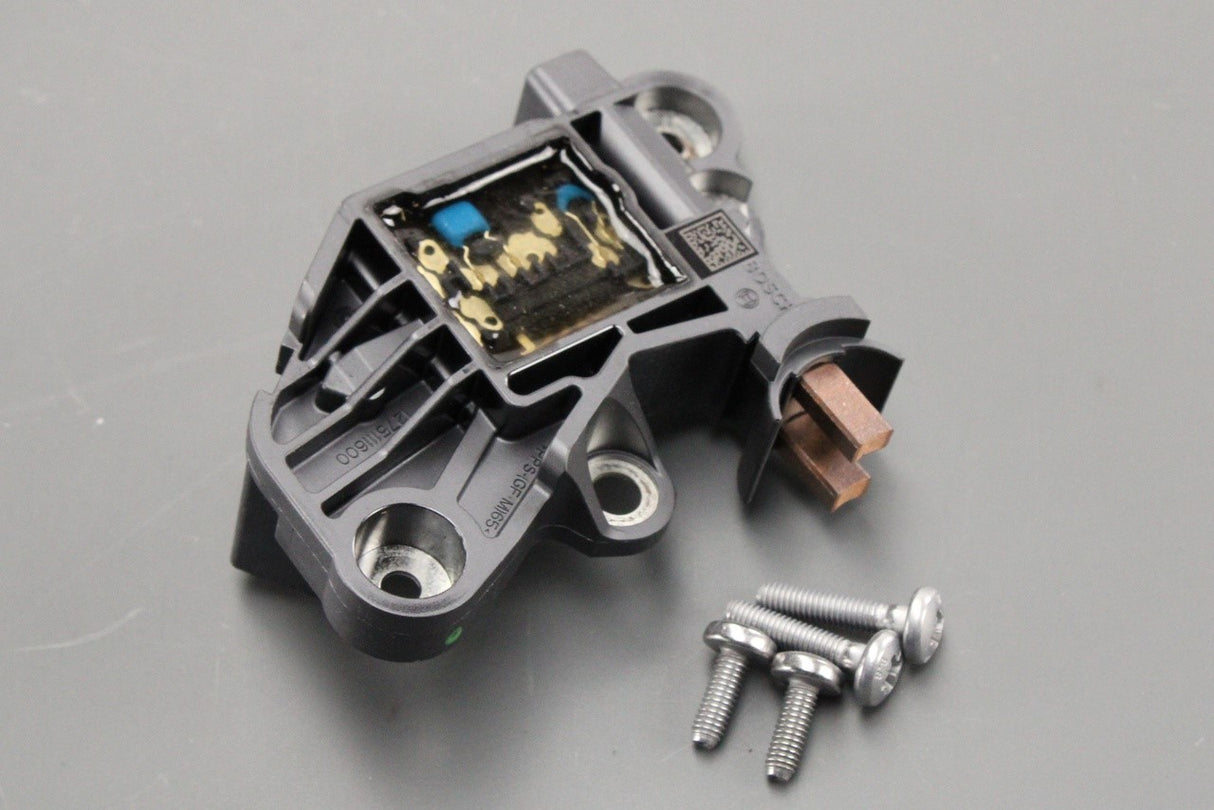VW Audi Skoda SEAT Bosch alternator voltage regulator 06J903803A