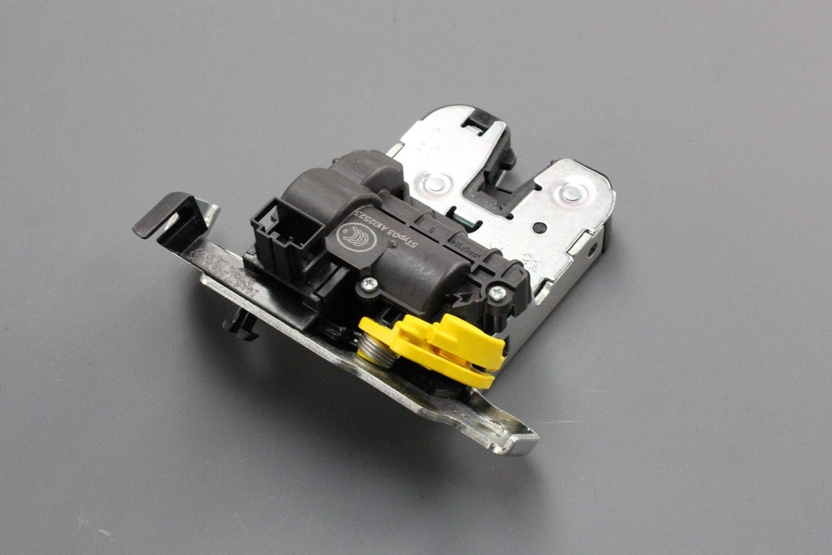 VW T-Roc 2018-on tailgate boot lid latch lock 2GA827506A
