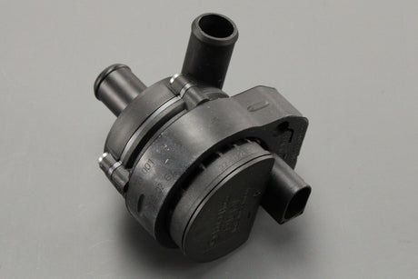 VW Crafter 2006-11 2.5 TDI additional coolant pump 2E0965559