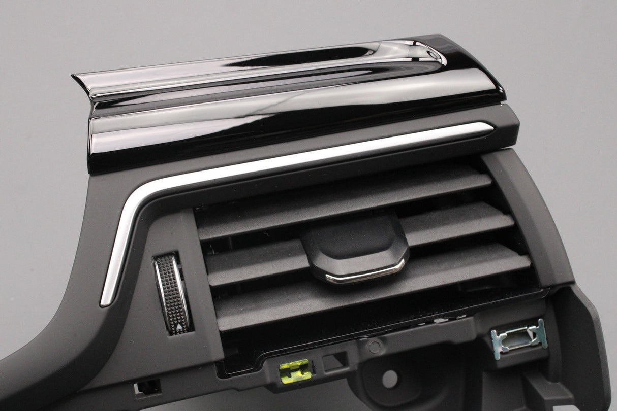 Audi A4 A5 RS4 RS5 2016-25 RHD dashboard air vent (right) 8W2820902C EAX