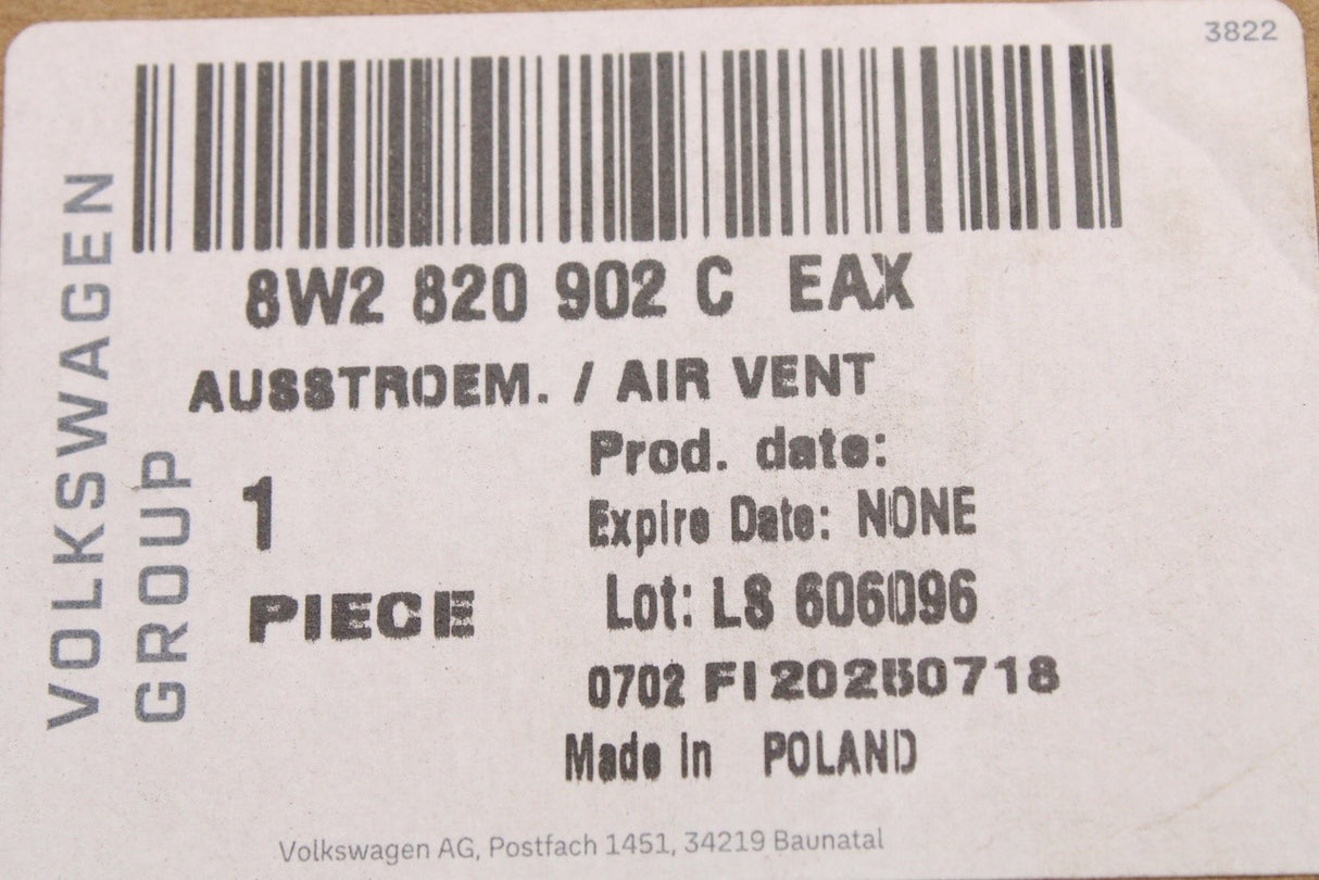 Audi A4 A5 RS4 RS5 2016-25 RHD dashboard air vent (right) 8W2820902C EAX