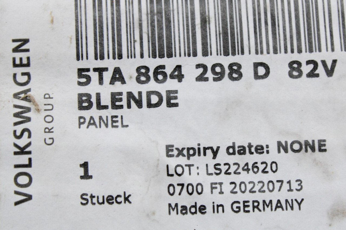 VW Touran 2016-on centre console air vent (rear) 5TA864298D 82V