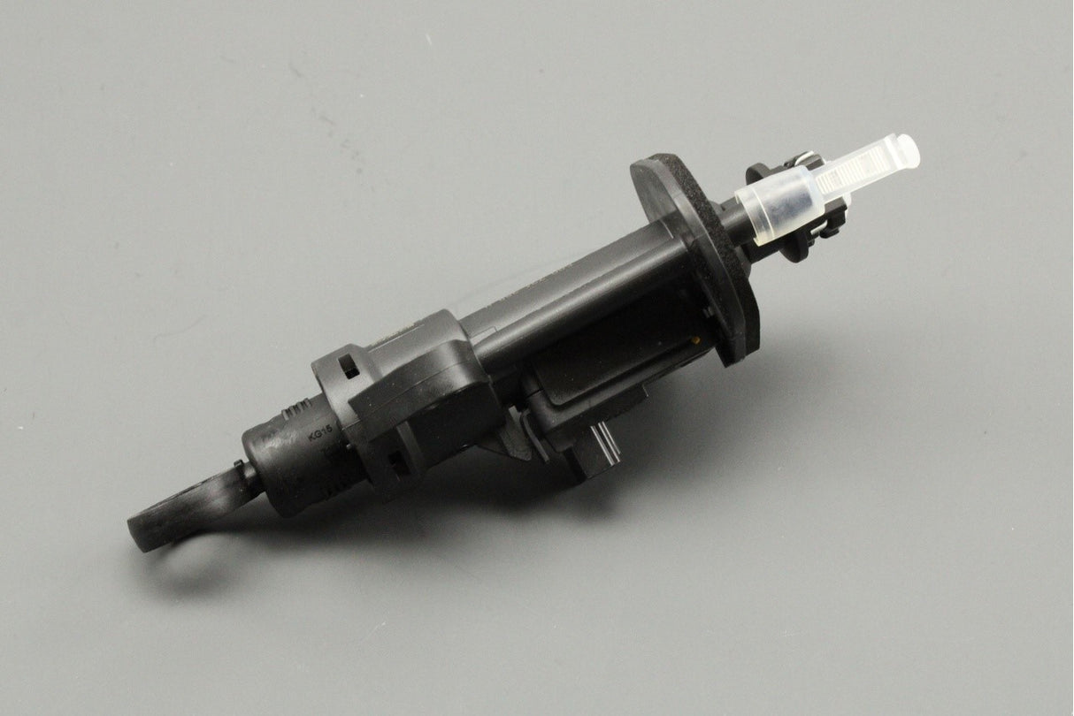 VW Caravelle Up Skoda Octavia SEAT Mii clutch master cylinder 5Q0721388H