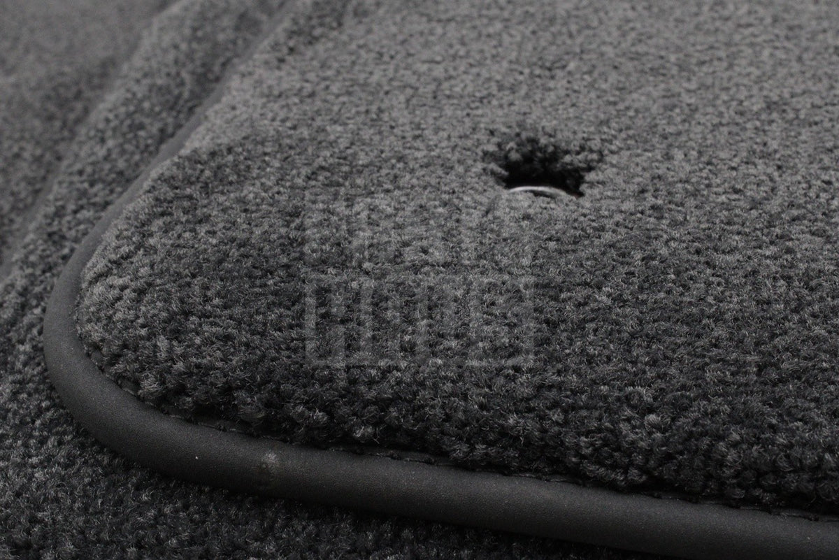 Jaguar E-Pace 2017-on RHD premium carpet floor mats (auto) J9C21683PVJ