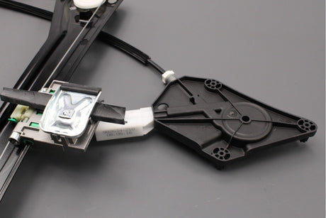 Audi TT TTS TTRS 2015-2024 window regulator (right) 8S0837462