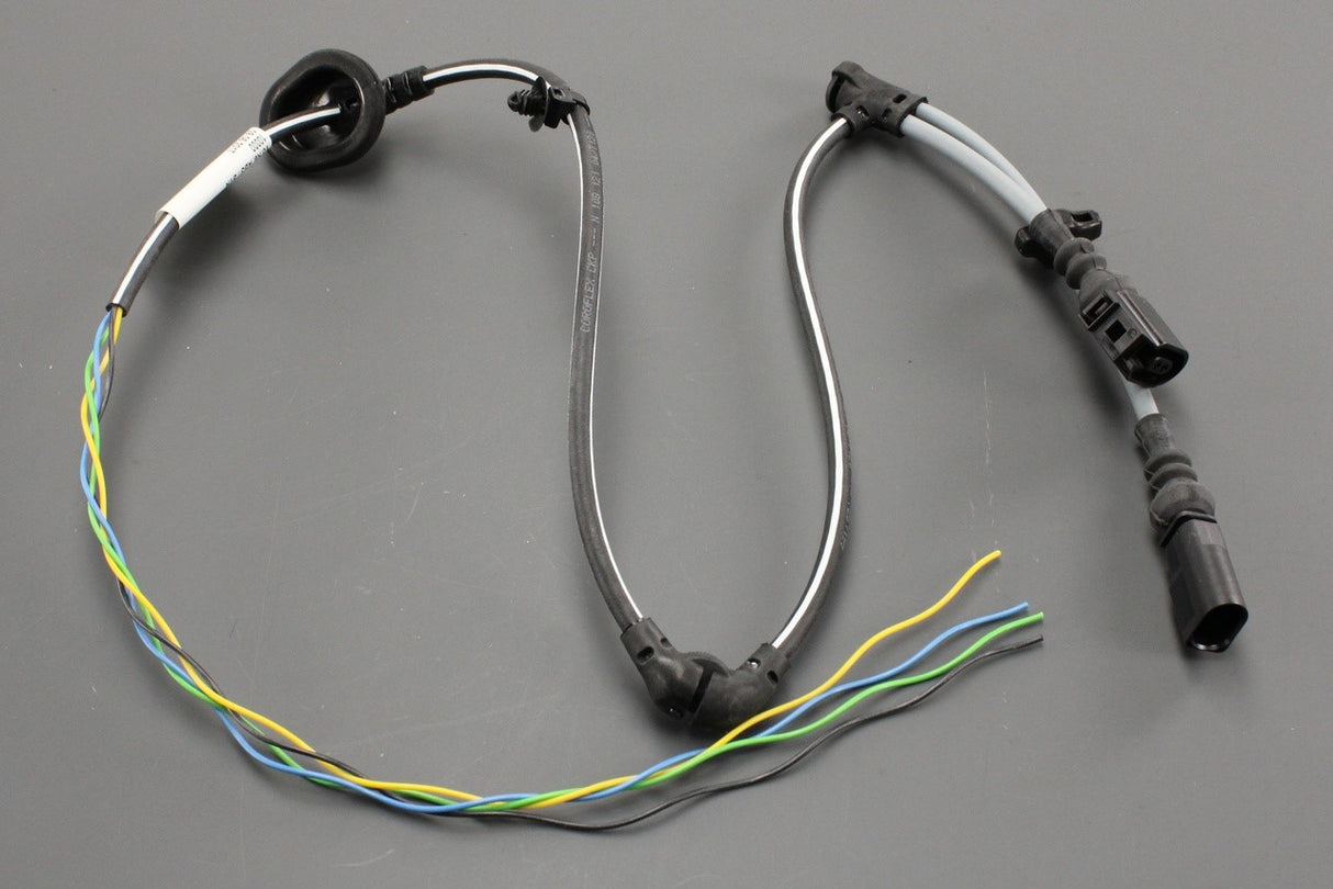 VW Tiguan Audi Q3 SEAT Skoda front wheel speed sensor (right) 5TA927903H