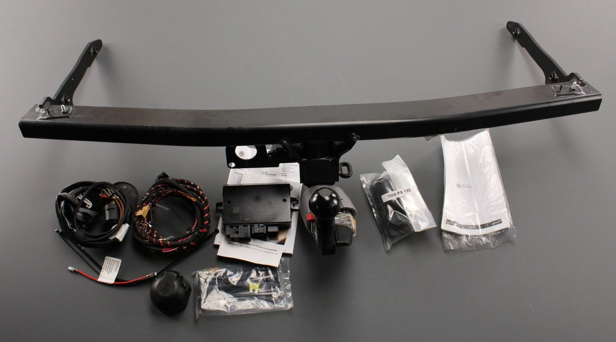 VW T-Roc 18-on T-Roc Cabriolet 20-on removable tow bar 2GA092150B, view 1
