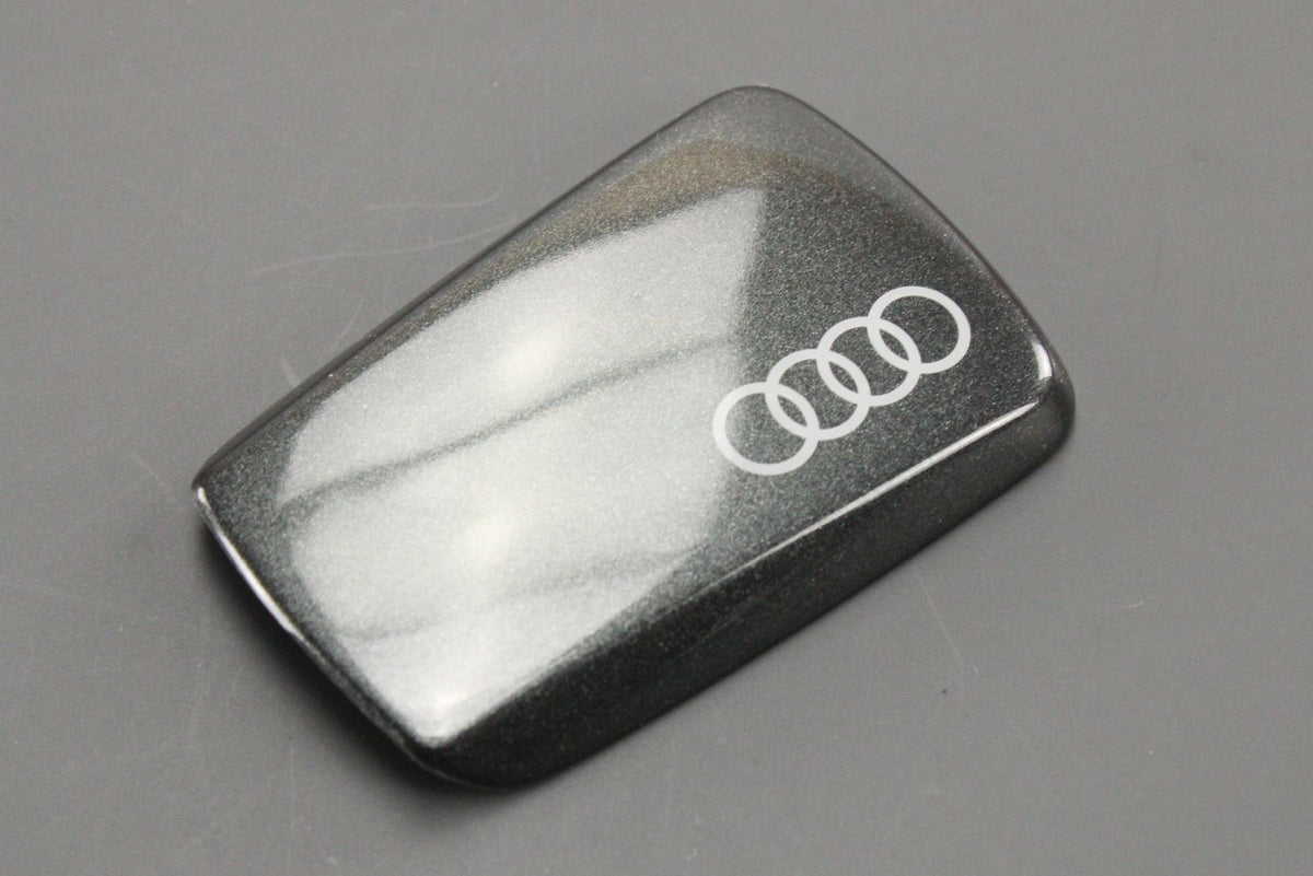 Audi A4 A5 Q5 Q7 TT accessory key cover (Daytona grey) 8W0071208B Z7S, view 1