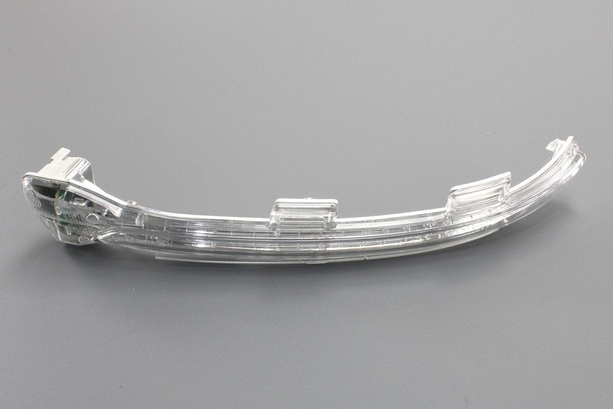 VW Golf MK7 7.5 mirror housing turn signal indicator (left) 5G0949101B, view 1