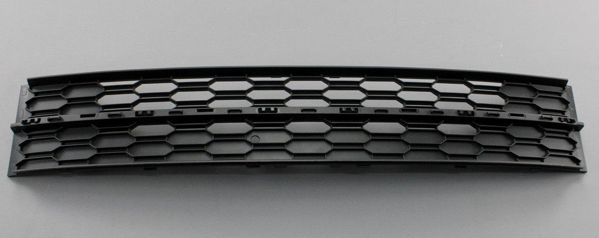 Skoda Octavia VRS 5E 2018-21 front grill (centre, lower) 5E0853677M 9B9, view 1
