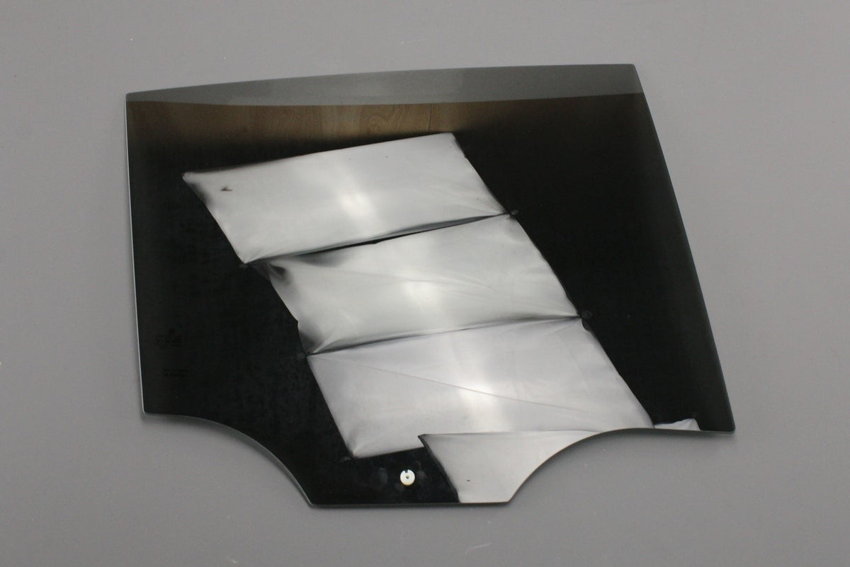 VW T-Cross 2019-on rear side window glass (right) 2GM845026A, view 1