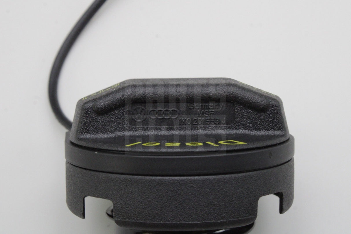 Audi A1 2011-18 A3 8P 2004-13 diesel fuel filler cap 1K0201550AR