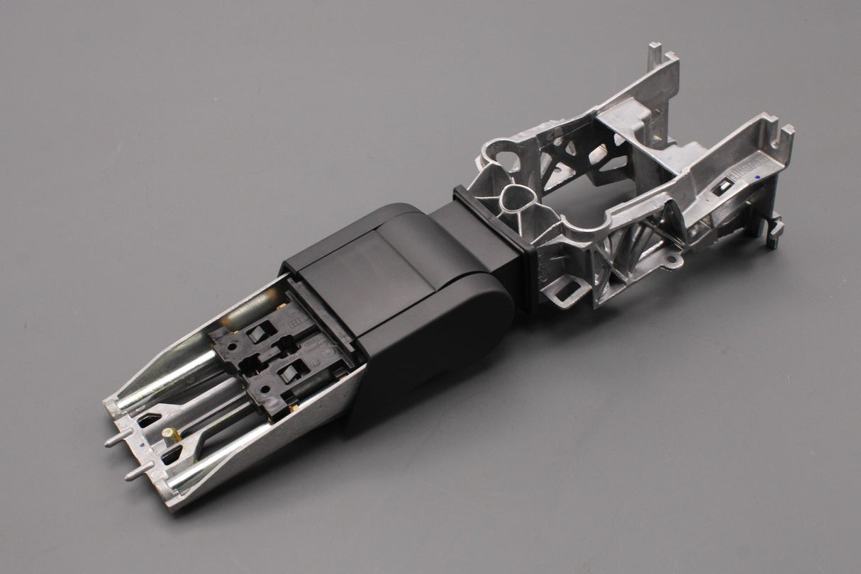 Audi Q2 2017-on armrest mount (centre front) 81A864283G 4PK