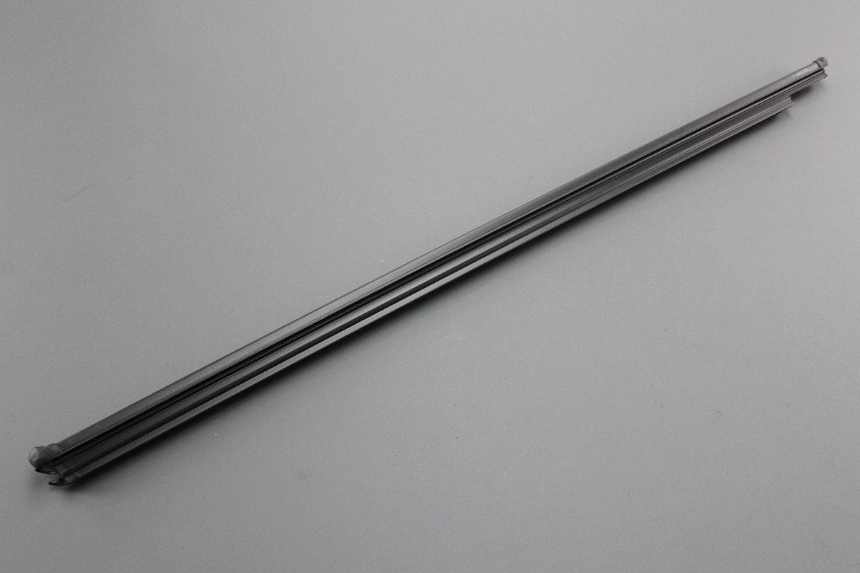 VW Tiguan Tarraco front window aperture seal (inner left) 5NA837479 5AP