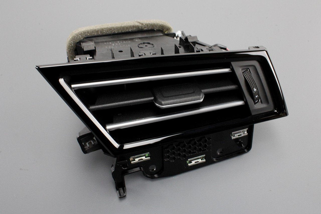 VW Passat B8 15-on interior dash air vent RHD (right) 3G2819702E GVK