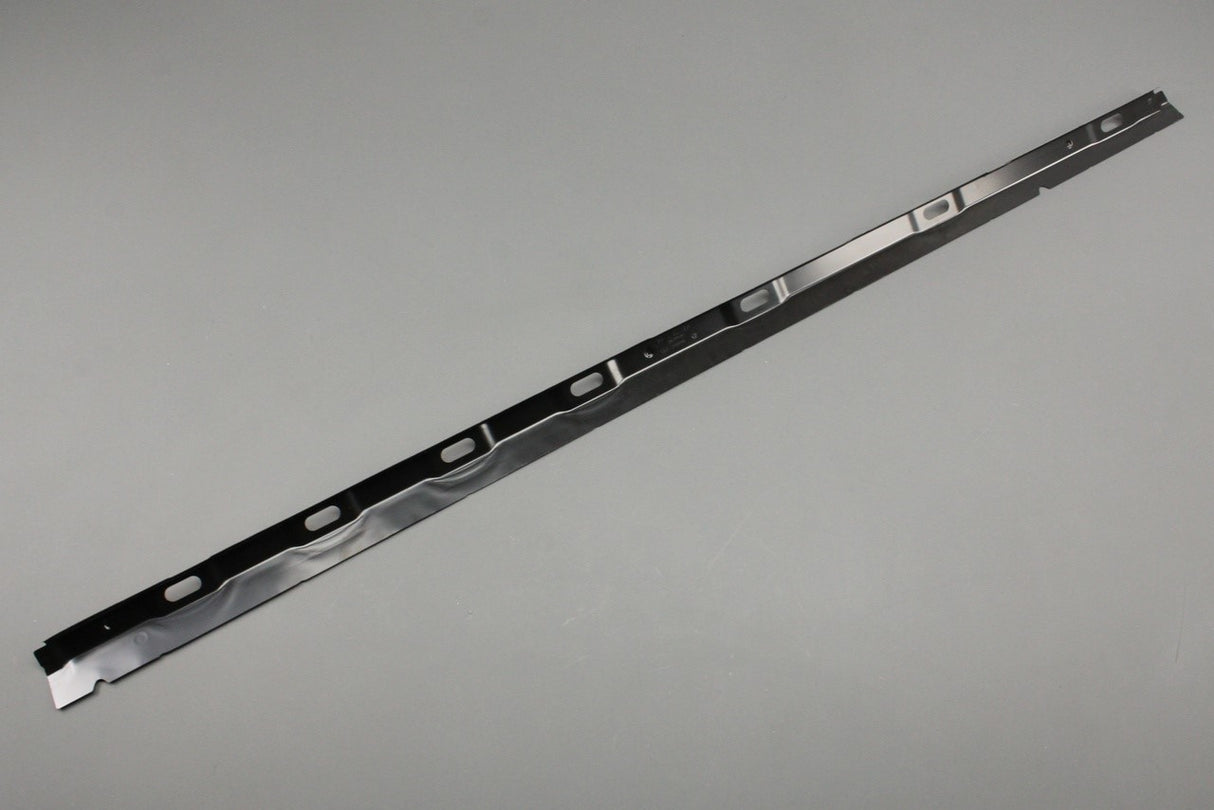 VW Golf MK8 2020-on lower sill side member plate (right) 5H4809342