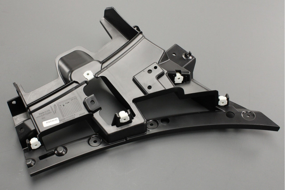 Jaguar F-Pace SVR 16-on air duct support bracket (front right) T4A41875, view 1