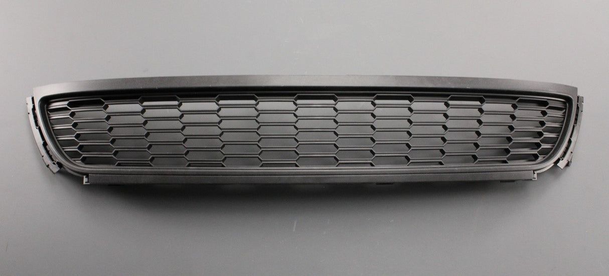 VW Polo 6R 2009-14 front bumper centre grille (lower) 6R0853677A 9B9