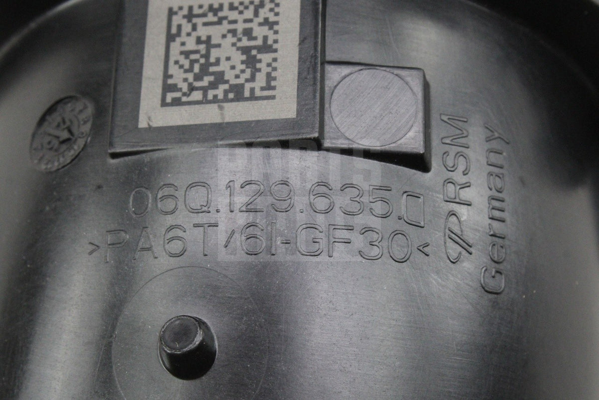 VW Golf Audi S3 CUPRA Leon 2.0 TSI turbo outlet pipe elbow 06Q129635D