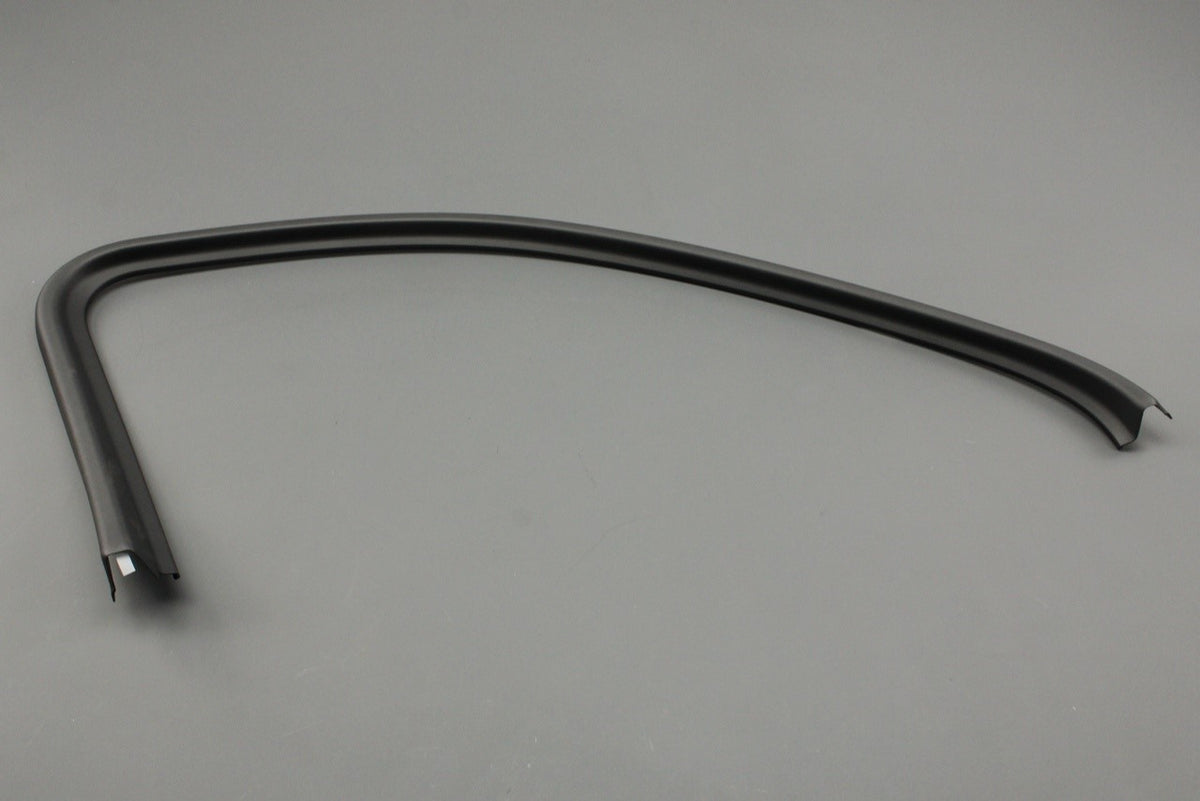 VW Touareg 7P 2011-2018 front door window trim (left) 7P0867671A 82V, view 1