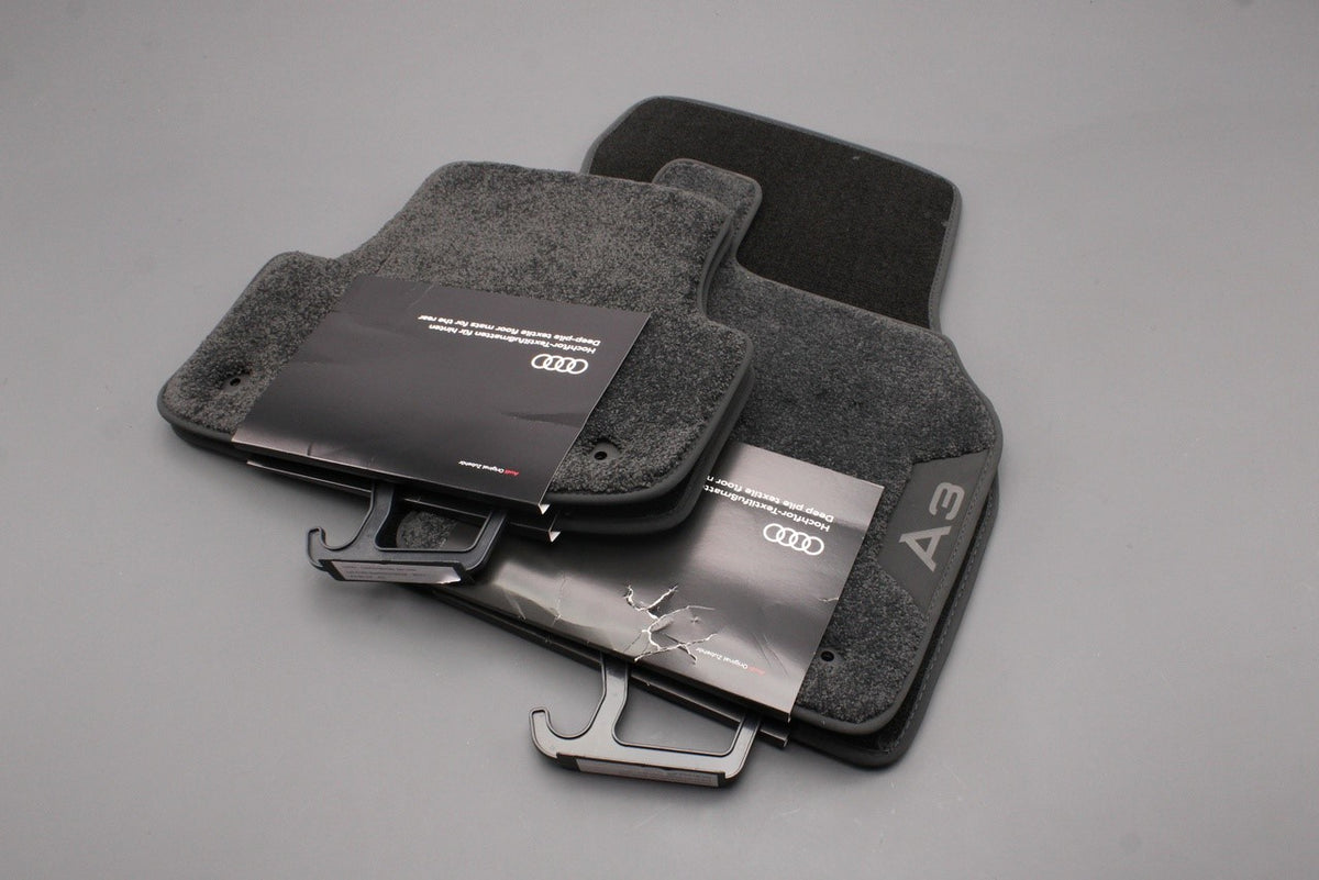 Audi A3 8V 13-20 RHD premium carpet floor mats set (front & rear) 8V2061275B/276 6PS, view 1