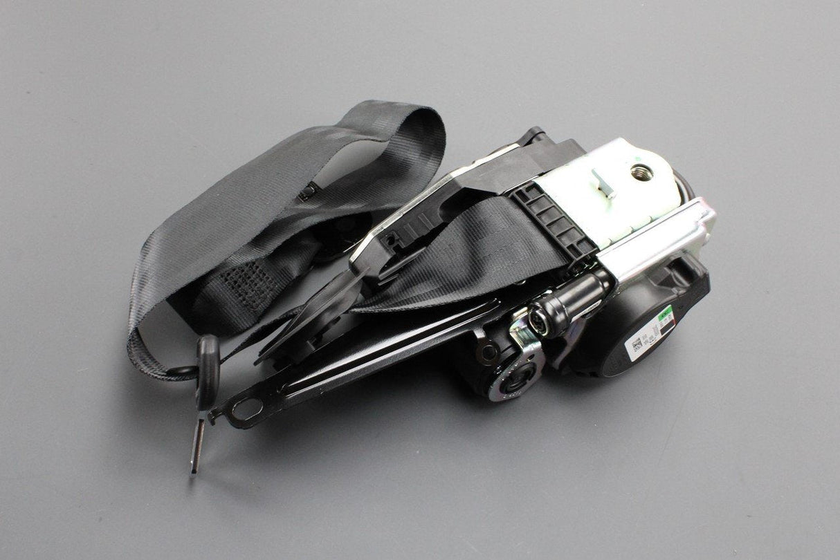VW Tiguan 2016-on seat belt with tensioner (front right) 5NC857706D RAA