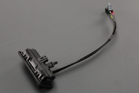 Audi A4 S4 RS4 B9 Avant rear boot lid handle reversing camera 3V0827566M