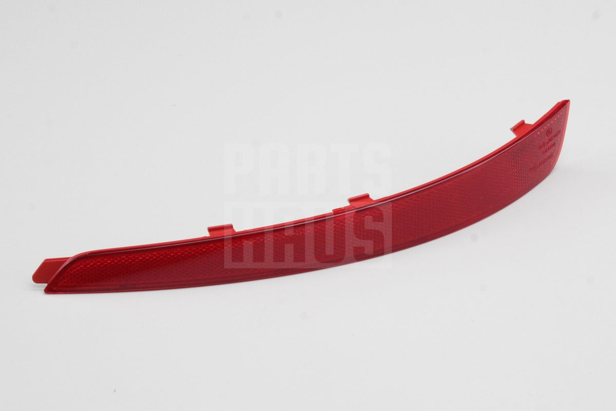 Skoda Octavia 5E Estate 2013-20 rear bumper reflector (right) 5E9945106