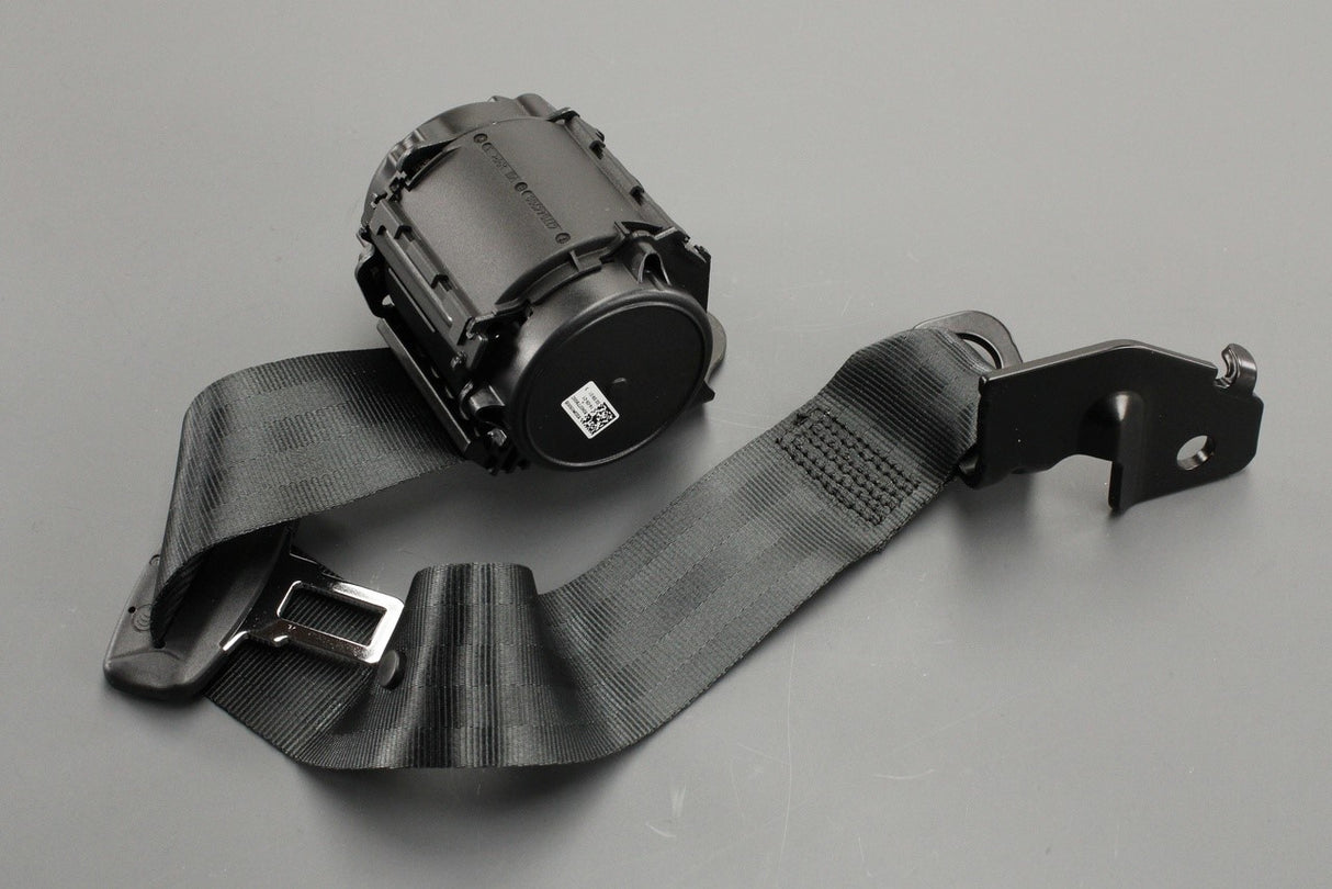 Land Rover Defender 2020-on seat belt (rear centre) LR132006