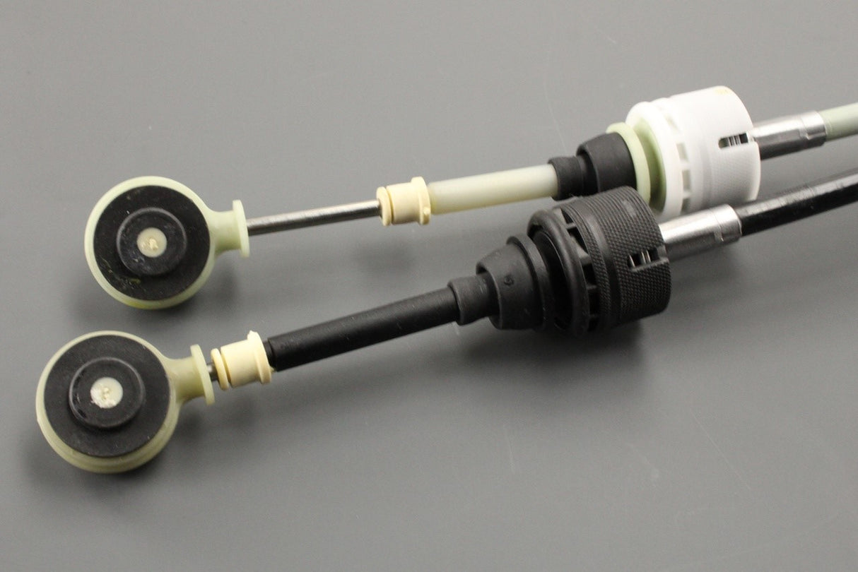 Vauxhall Zafira C 2012-19 gear linkage cable 55499540
