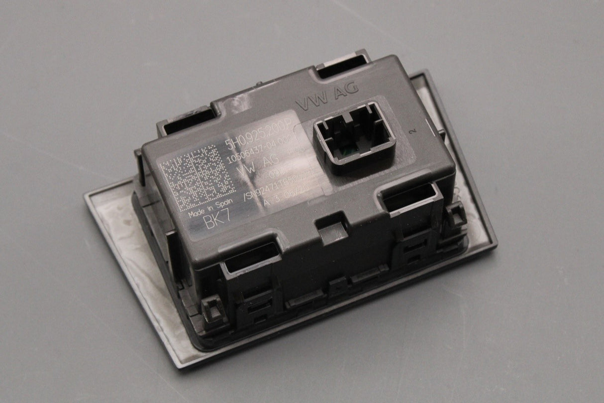 VW Golf MK8 Caddy 21-on centre console button switch pack 5H0925200P VKE