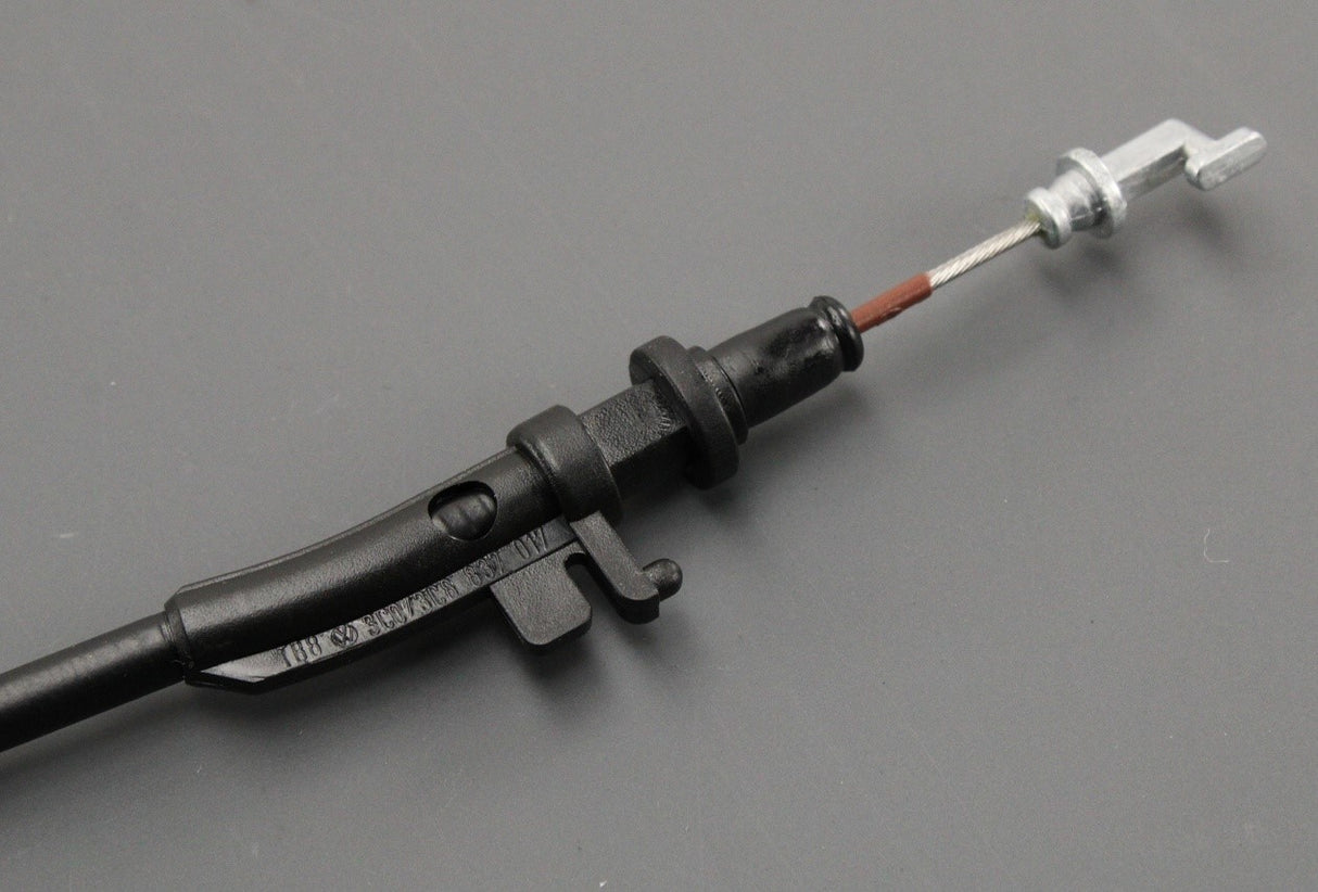 VW Passat 2006-2015 exterior door handle bowden cable 3C0837017B