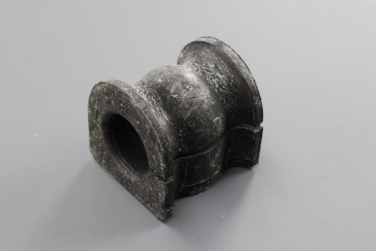 Honda stabiliser holder bush 52306-T1T-E01
