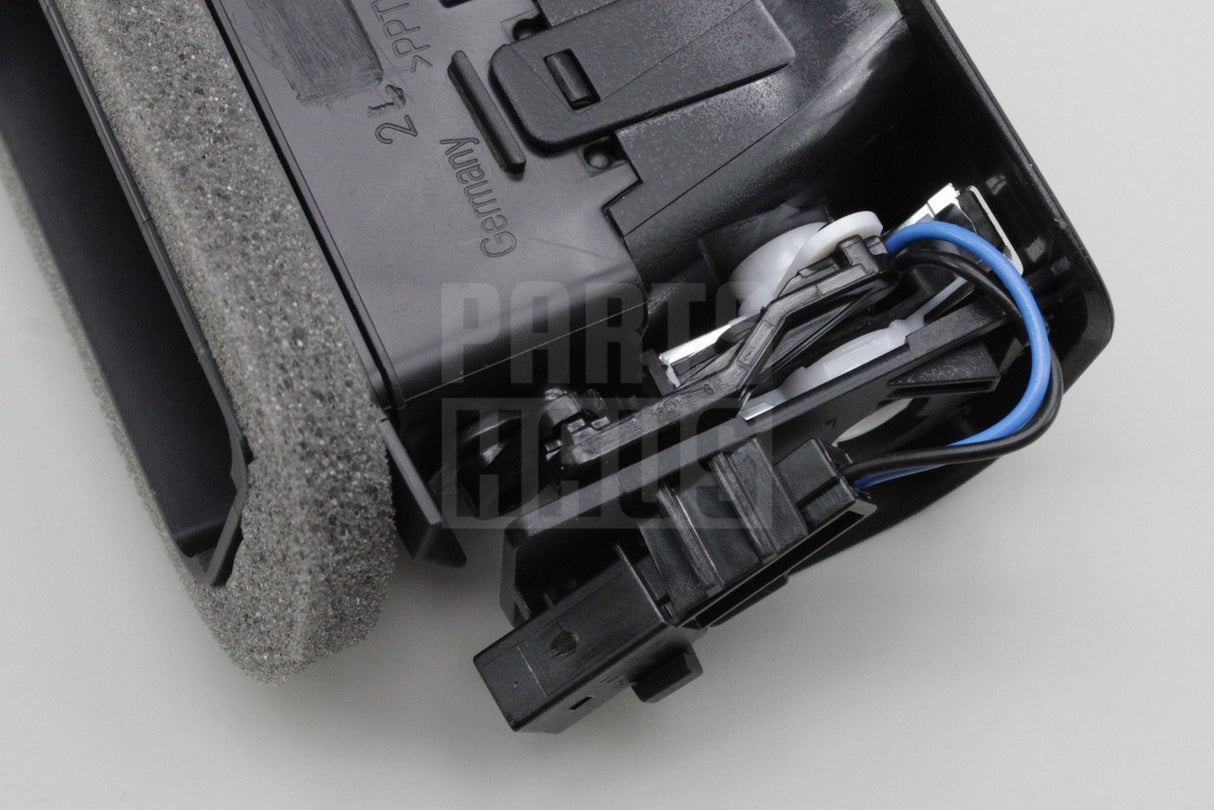 Audi Q7 Q8 RSQ8 2016-on b-pillar air vent (upper right) 4G0819210L 6PS