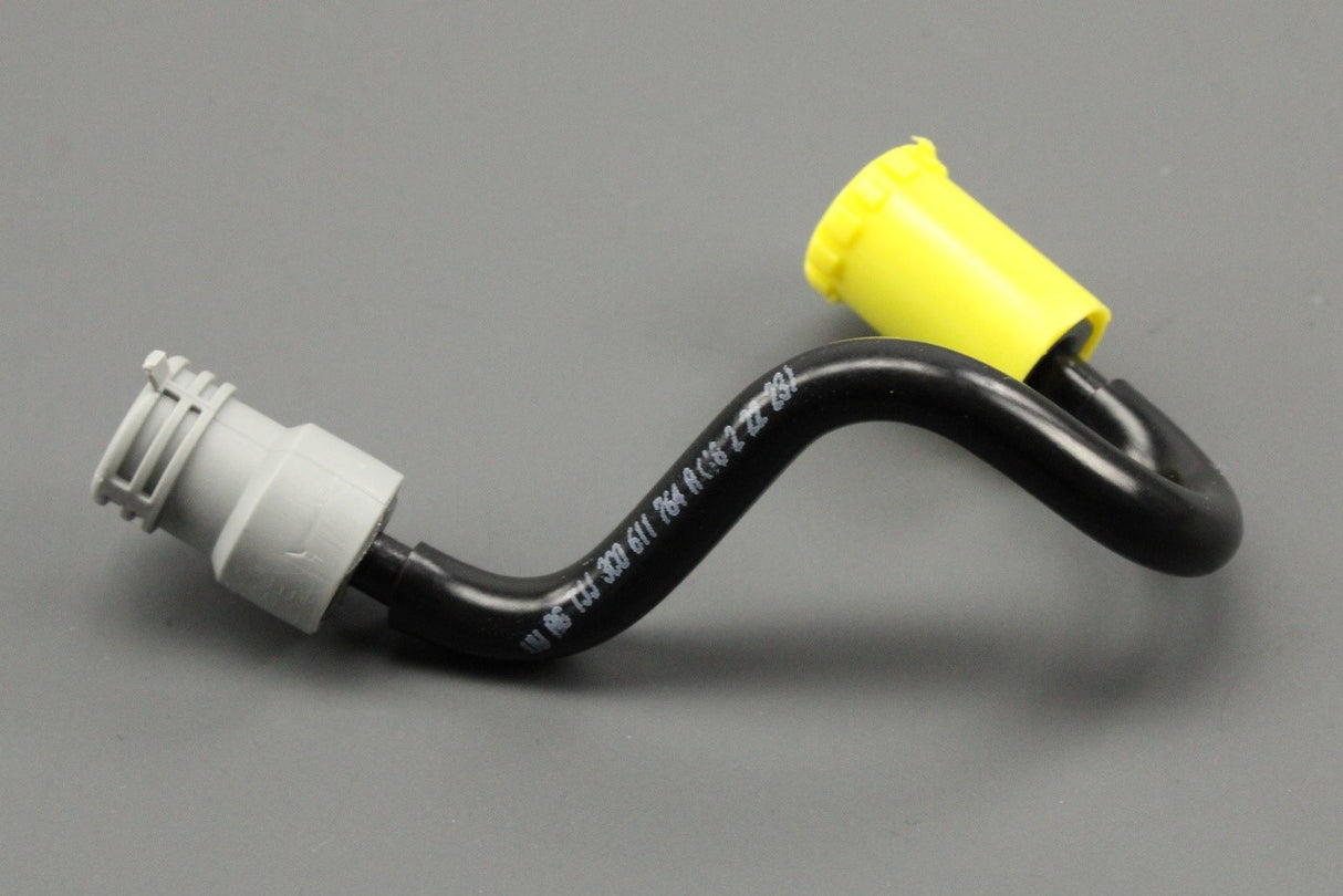 Audi RSQ3 VW Passat CC 4motion rear brake pipe (right) 3C0611764A