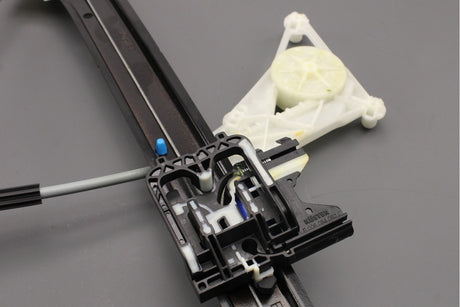 Audi A3 Saloon 2013-2021 window regulator (front right) 8V4837462