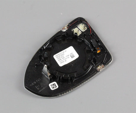 VW Passat B8 Arteon right auto anti-dazzle wing mirror glass 3G0857522B