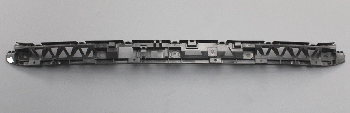SEAT Leon 2013-on rear bumper support guide (centre) 5F0807863