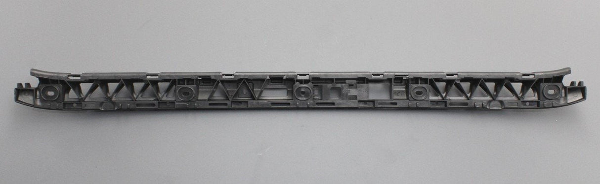 SEAT Leon 2013-on rear bumper support guide (centre) 5F0807863