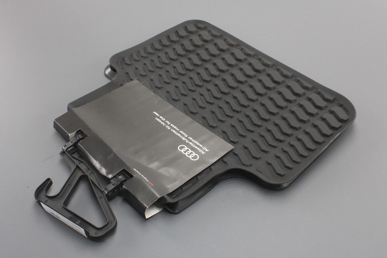 Audi Q7 Q8 RSQ8 all-weather rubber floor mats (rear) 4M1061512A 041, view 1