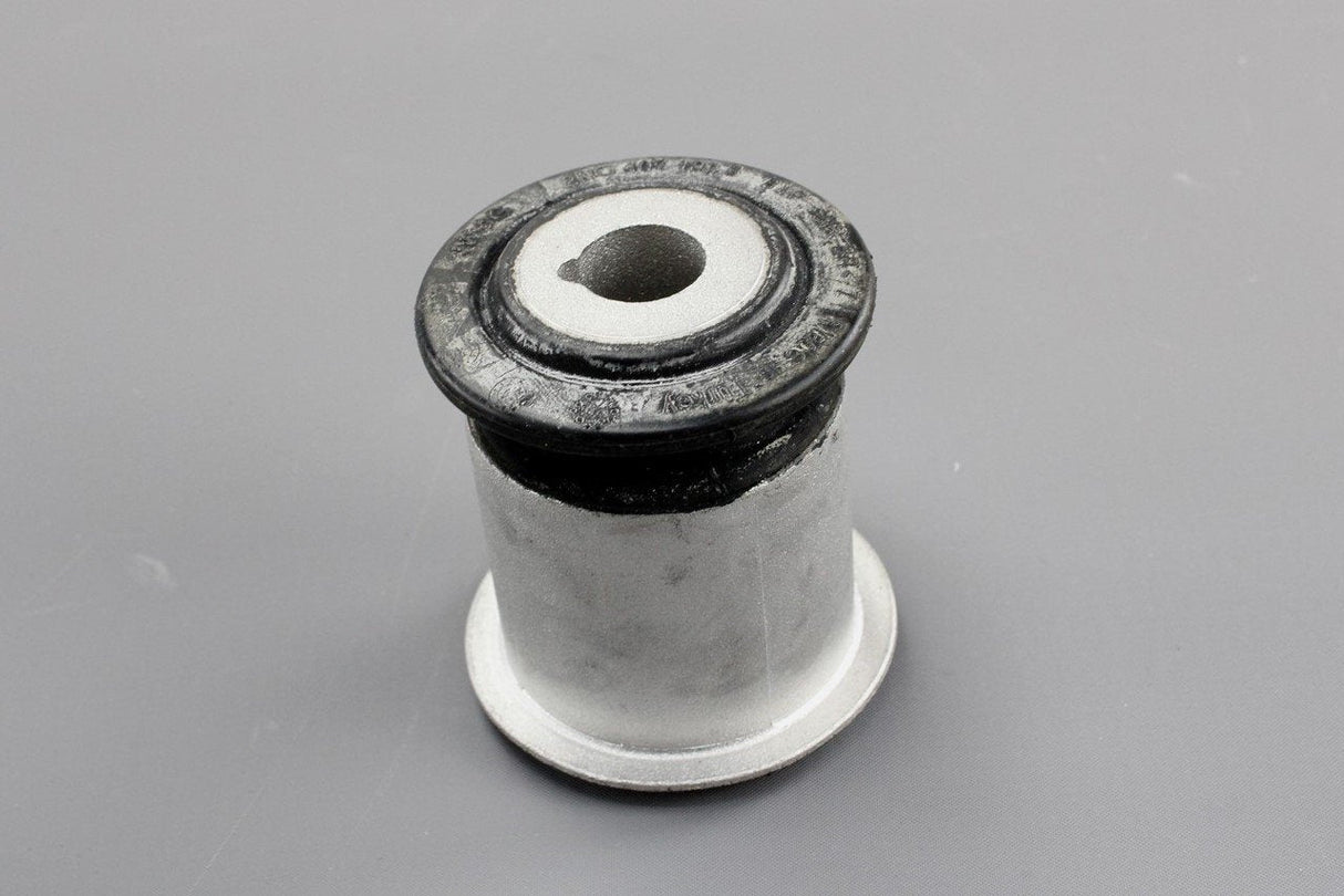VW Crafter 2017-on front lower arm/wishbone rubber bush 2N0407182C