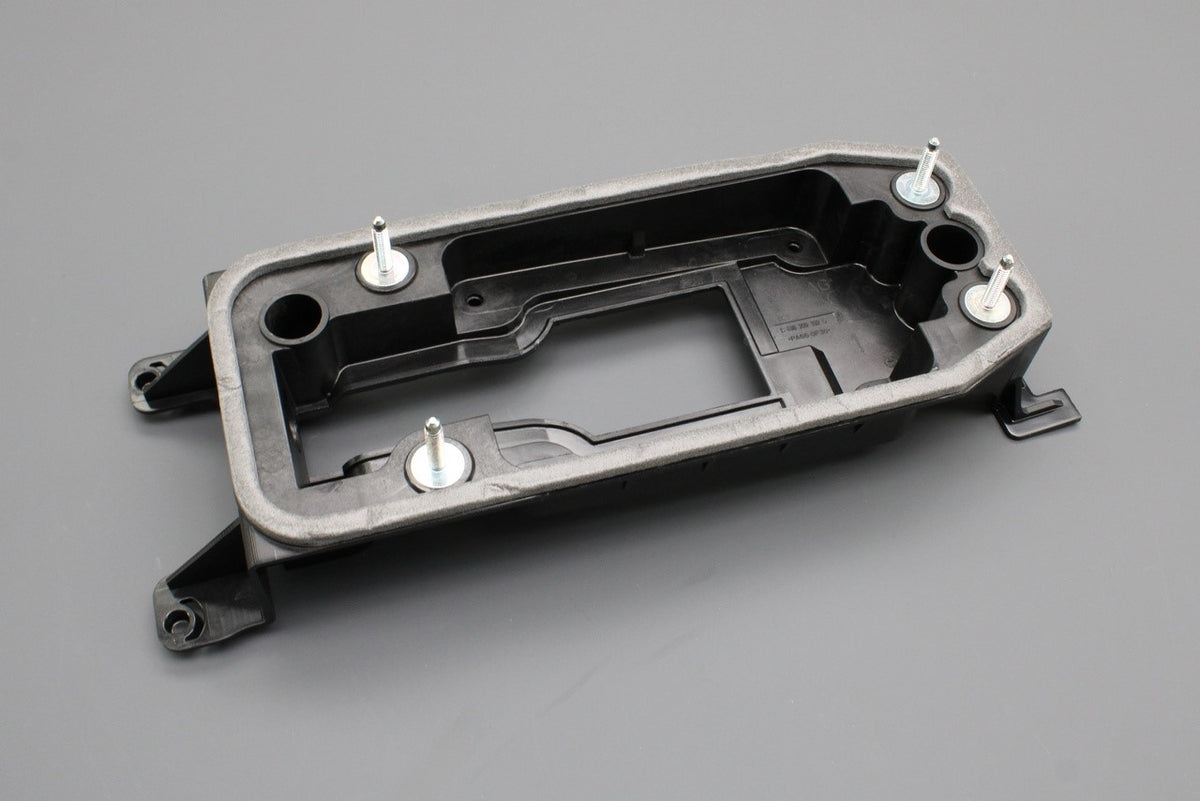 VW Golf MK7 MK7.5 SEAT Leon gear selector mounting bracket 5Q0713085A, view 1