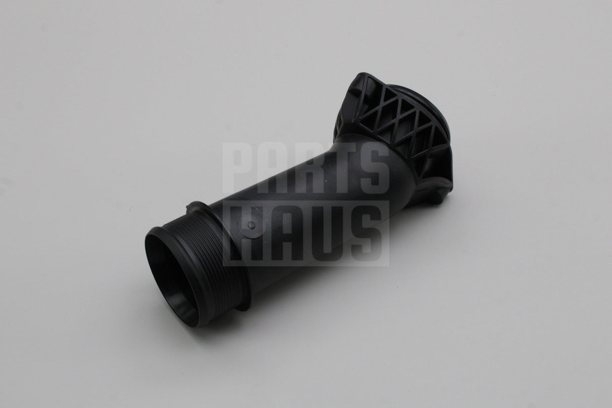 Audi Q7 Q8 RSQ8 4.0 V8 TFSI boost pressure hose (upper left) 4M0145955G